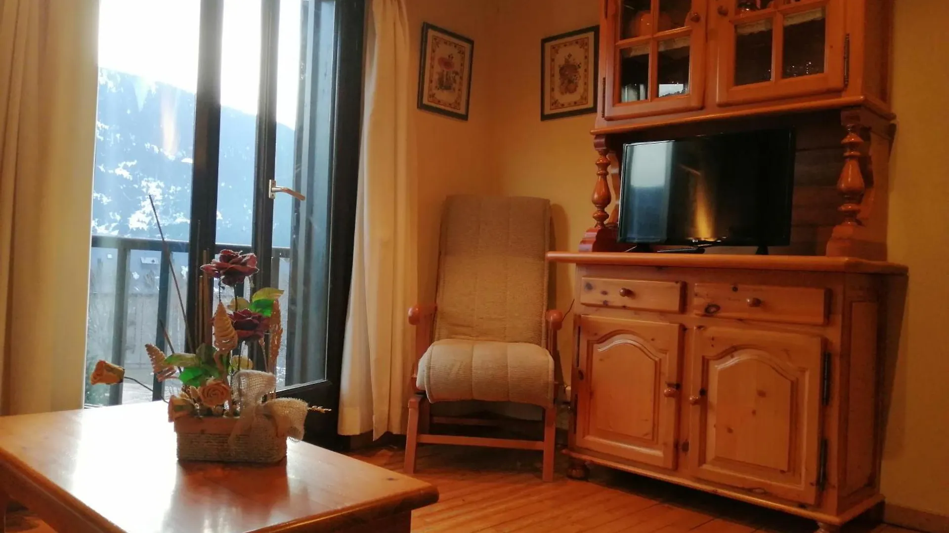 Apartamento Acogedor Falco 2 contacts
